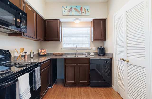 Summer Bend Apartments photos photos