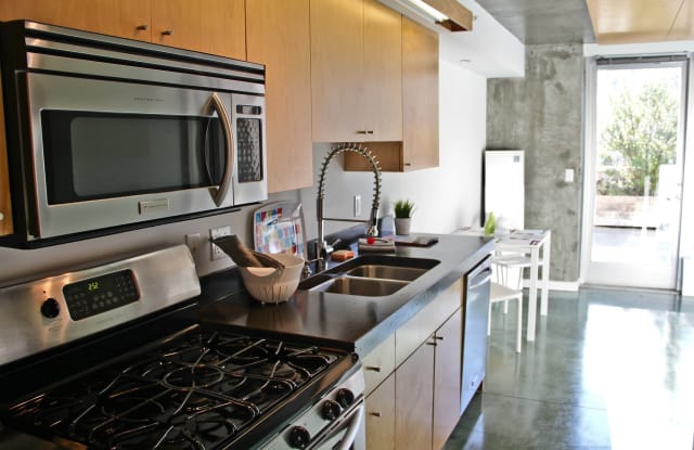 Glasdore Lofts Gallery 4