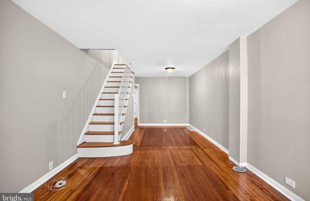 3225 GAUL Street Gallery 2