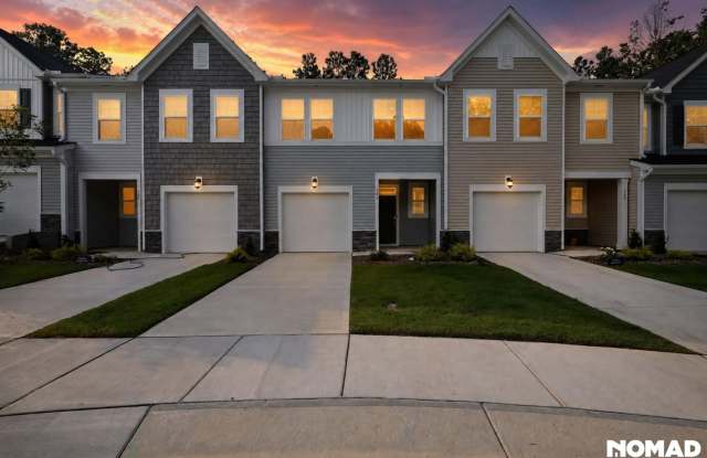 Charming New 3BR Townhome in Rolesville Gallery 1