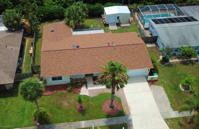 1815 Sandbar Drive Gallery 2