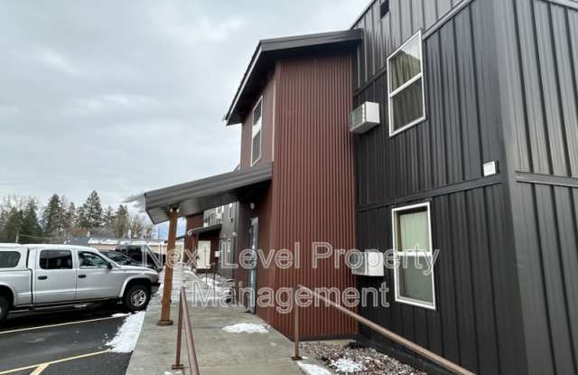 9 River Road - 101 photos photos 9 River Road - 101 photos photos