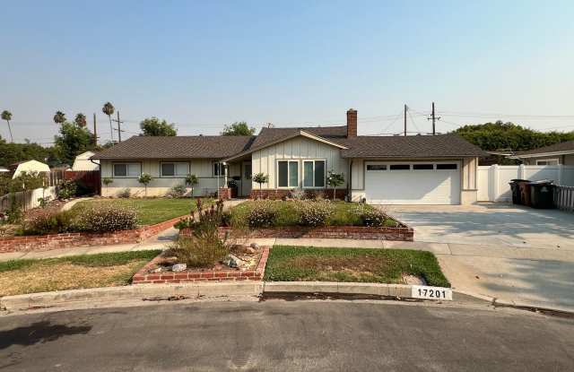 Lovely Single Story 4 Bed 2 Bath Ranch Home in Yorba Linda - 17201 Hillwood Drive, Yorba Linda, CA 92886
