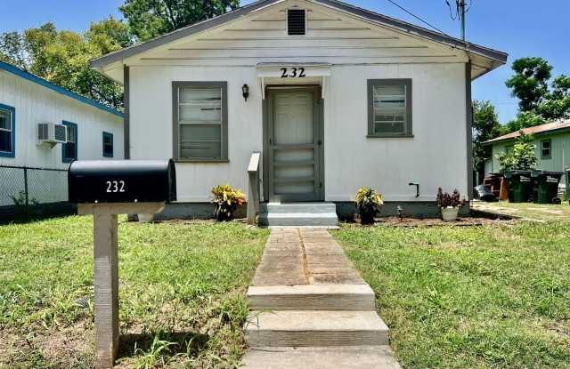 New Improved 1 Bedroom and 1 Bathroom Home in the Center of San Marcos - 232 Camacho Street, San Marcos, TX 78666 New Improved 1 Bedroom and 1 Bathroom Home in the Center of San Marcos - 232 Camacho Street, San Marcos, TX 78666
