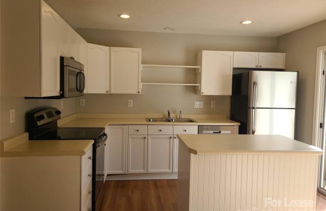 4389 Panther Place Gallery 4