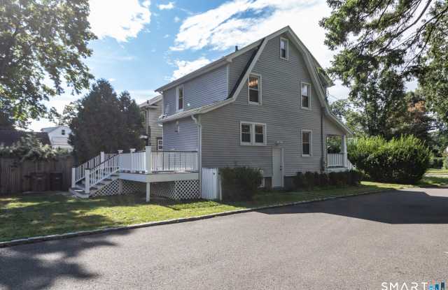 125 Oaklawn Avenue Gallery 4