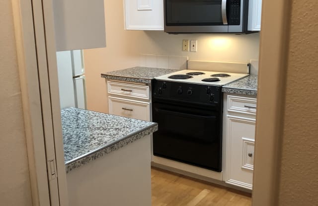 1481 Rainier Court - 1481 Rainier Court, Fircrest, WA 98466