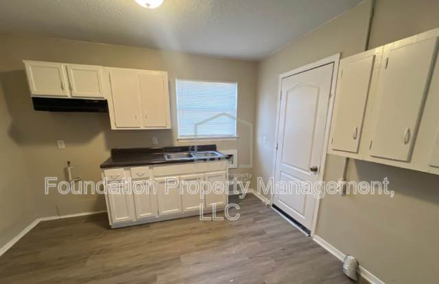 4422 Suncrest Drive Gallery 3