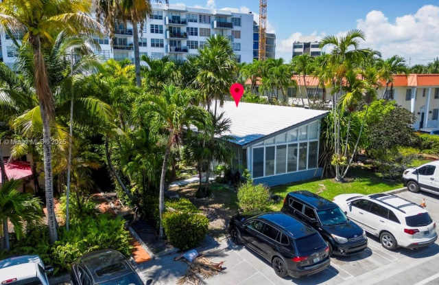 1050 92nd St photos photos