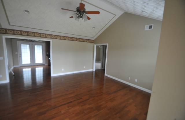 106 Amy Court photos photos
