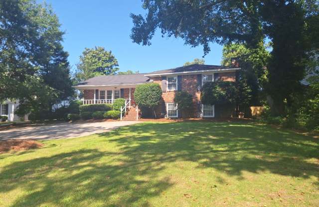 Magnificent Four Bedroom Home - Minutes Away from Numerous Attractions! photos photos