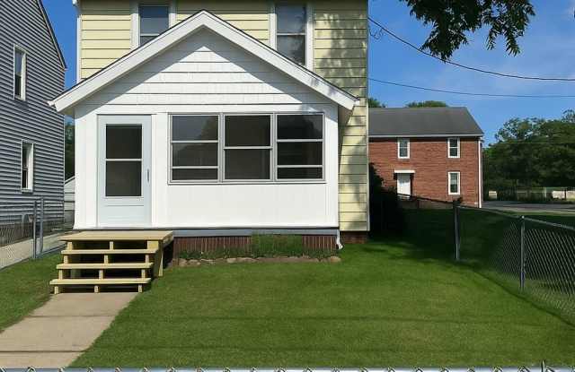 Charming 3BR House in Toledo photos photos