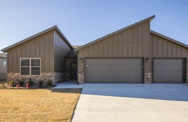 2629 N Justin Drive photos photos 2629 N Justin Drive photos photos