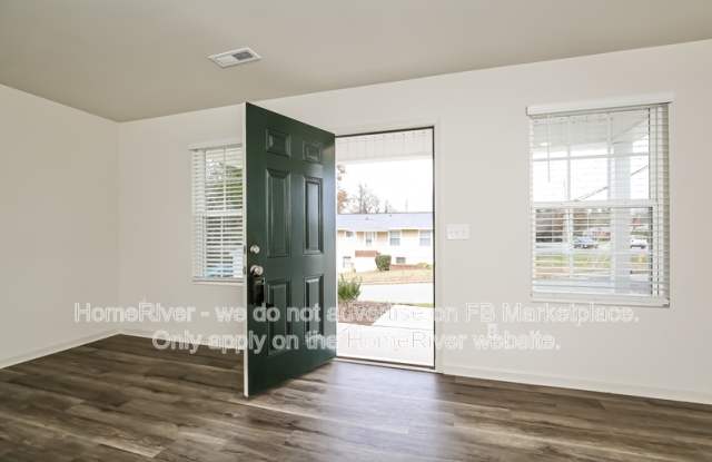 2304 Kaywood Ln Gallery 3