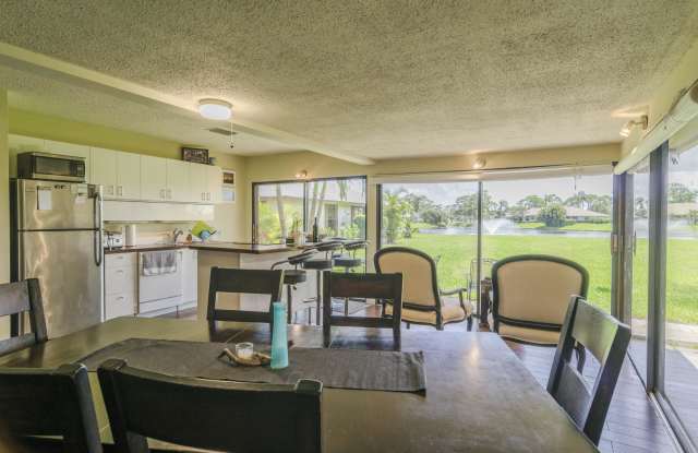 13345 Cross Pointe Drive Gallery 3