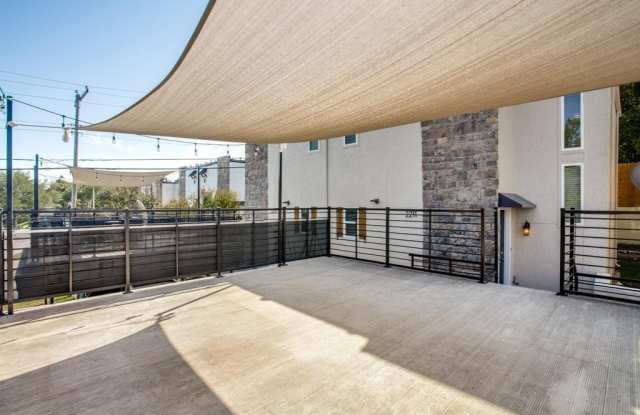 2209 Park Hill Drive Gallery 2