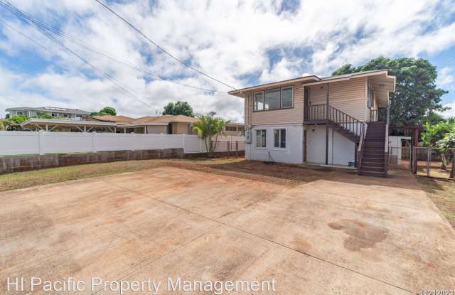941 Makamua Pl - 941 Makamua Place, Pearl City, HI 96782