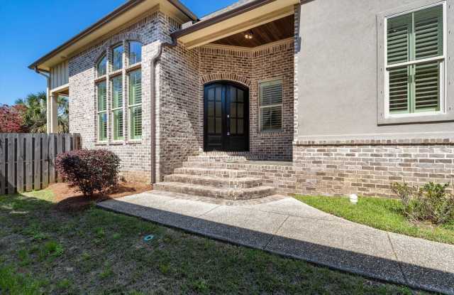 Stunning Custom Home with Exquisite Upgrades Gallery 3