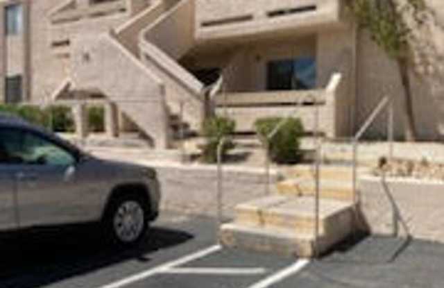 Laughlin Bay Village- 2 Bedroom Condo! photos photos
