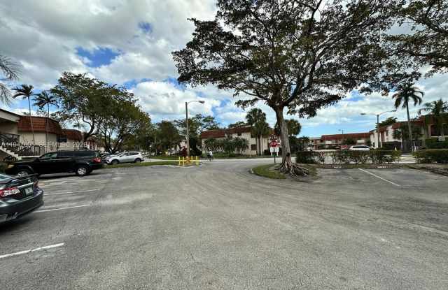 831 NE 207th Ln photos photos