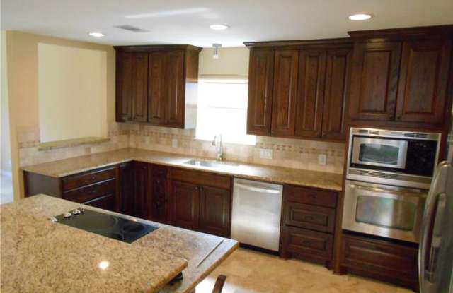 11509 Highview Dr Gallery 2