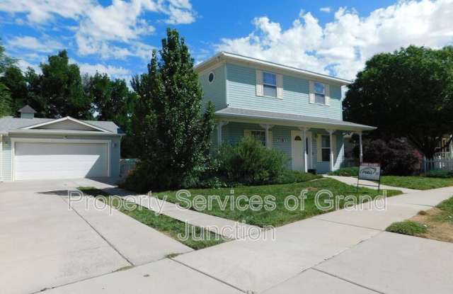 1183 Inverness Way Gallery 1