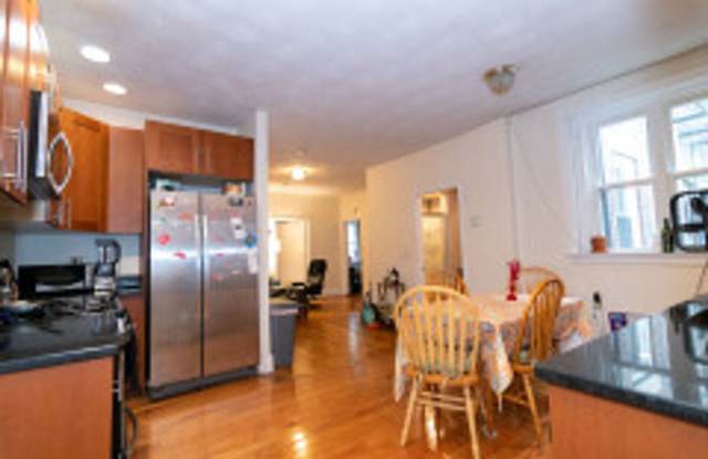 AWESOME 4 Bed 2 BATH LISTING!!!! photos photos AWESOME 4 Bed 2 BATH LISTING!!!! photos photos