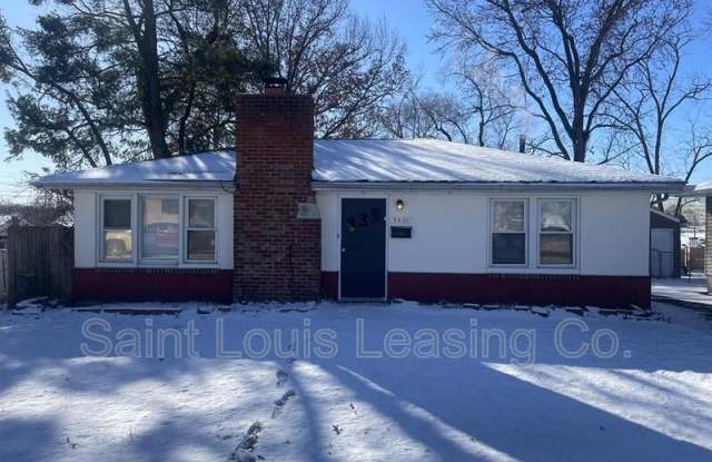 9450 Minerva Ave - 9450 Minerva Avenue, Overland, MO 63114