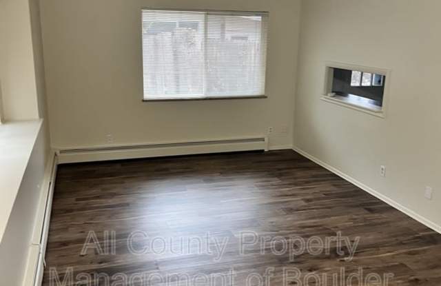 4425 Comanche Dr Gallery 1