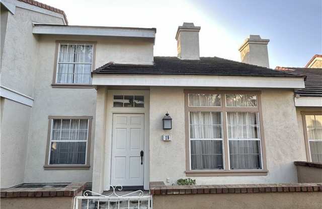 19 Dartmouth - 19 Dartmouth, Irvine, CA 92612