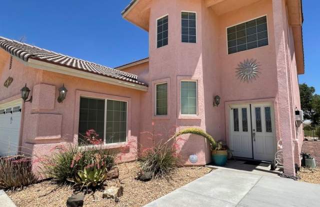 Huge 4 Bedroom Available Now!!! - 20832 Village Parkway, California City, CA 93505 Huge 4 Bedroom Available Now!!! - 20832 Village Parkway, California City, CA 93505