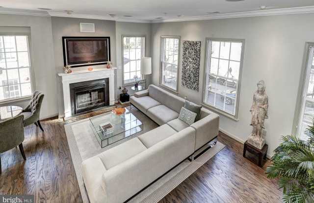 1900 Kalorama Place Northwest #56 Gallery 3