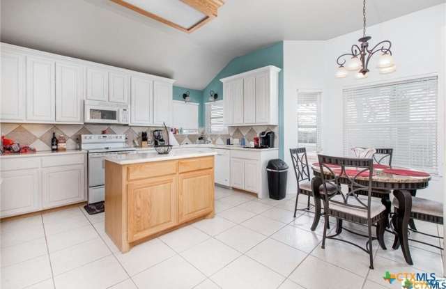 1415 Loving Trail Gallery 4