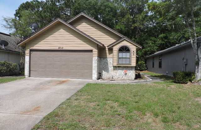 8710 PINEVALLEY Lane - 8710 Pinevalley Lane, Jacksonville, FL 32244
