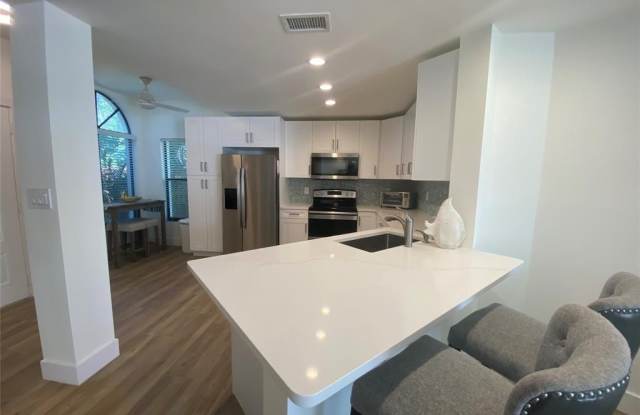 2286 Anchorage Ln photos photos