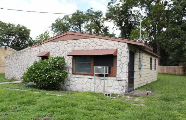 5514 GREEN FOREST DR Gallery 2