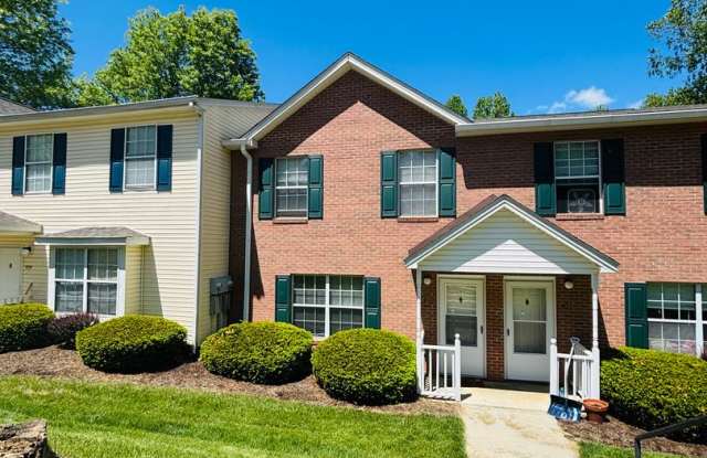 4 Bedroom, 2.5 Bath Townhouse photos photos
