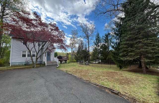 61 Circle Dr photos photos