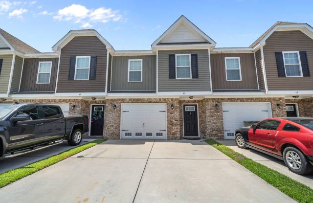 3 Bedroom Townhome Across from Richmond Hill Golf Club photos photos