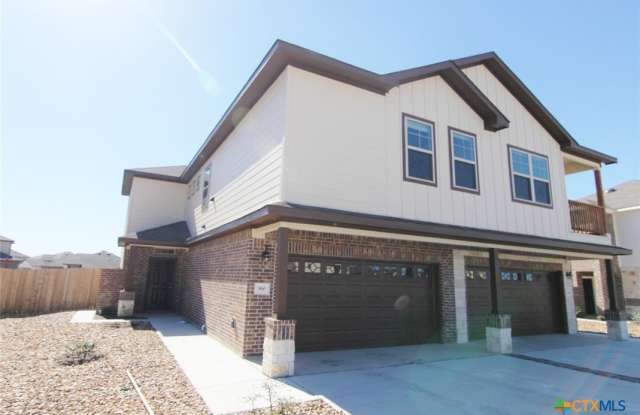 390 Creekside Curve photos photos