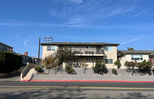 Beautifully Renovated Apartment Steps to the Beach - Washer/Dryer  Refrigerator included! photos photos