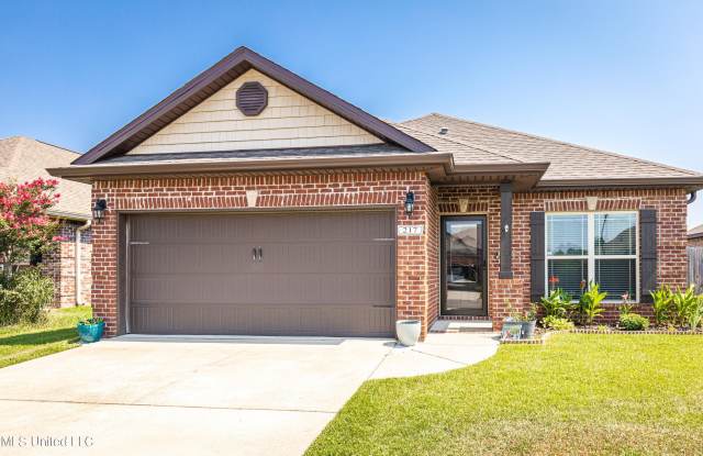 217 Sandy Drive Gallery 1