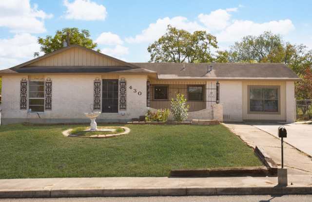 430 Scotty Drive Gallery 2