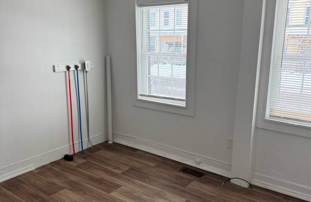 1124 Dudley Avenue - 1 photos photos