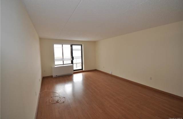 50 Columbus Avenue Gallery 2