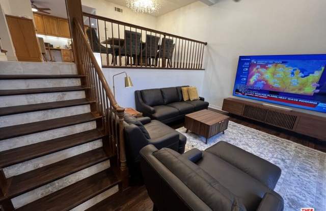 7825 Seaglen Dr Gallery 4