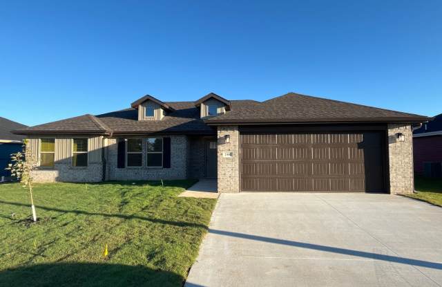 Your Dream Home Just Hit the Market – Don’t Miss Out! - 2441 East Timber Oak Street, Greene County, MO 65738