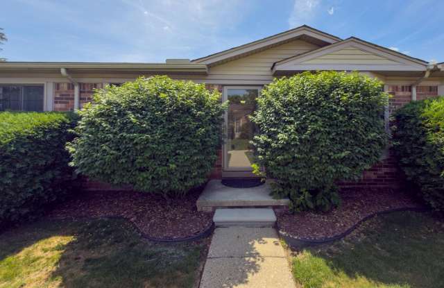 Move-In Ready Ranch Condo with Basement & Prime Location photos photos