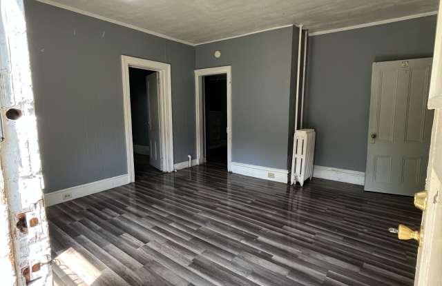 426 W Fourth St photos photos