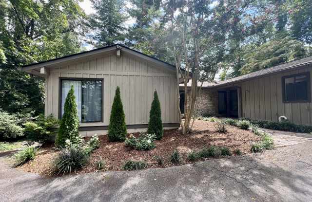 319 Mockingbird Drive Gallery 1
